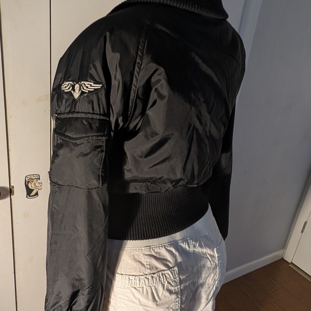 Dittos Women's Cropped Ribbed Fitted Black Bomber Jacket Size XL - Picture 5 of 8